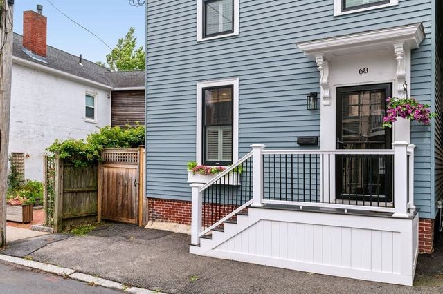 68 Milk St, Newburyport, MA 01950