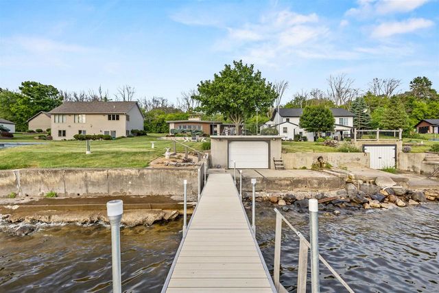 N5661 ROCKLAND BEACH ROAD, Hilbert, WI 54129