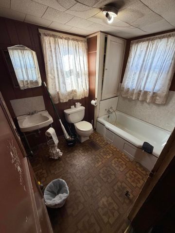 2322 W Olive Street, Springfield, MO 65802