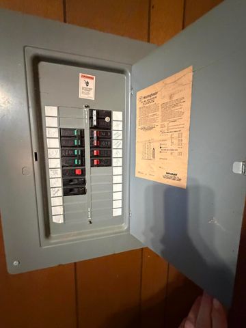 2322 W Olive Street, Springfield, MO 65802