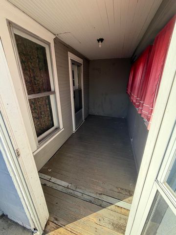 2322 W Olive Street, Springfield, MO 65802