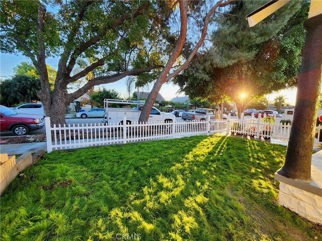 567 W Center, Pomona, CA 91768