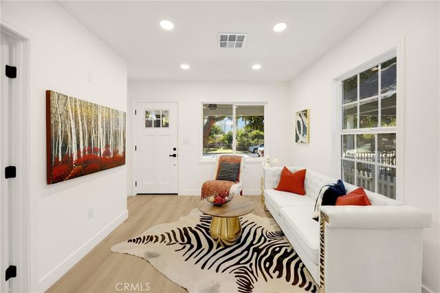 567 W Center, Pomona, CA 91768