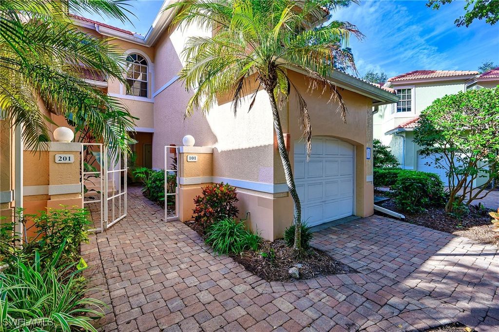15161 Storrington PL F101, Naples, FL 34110