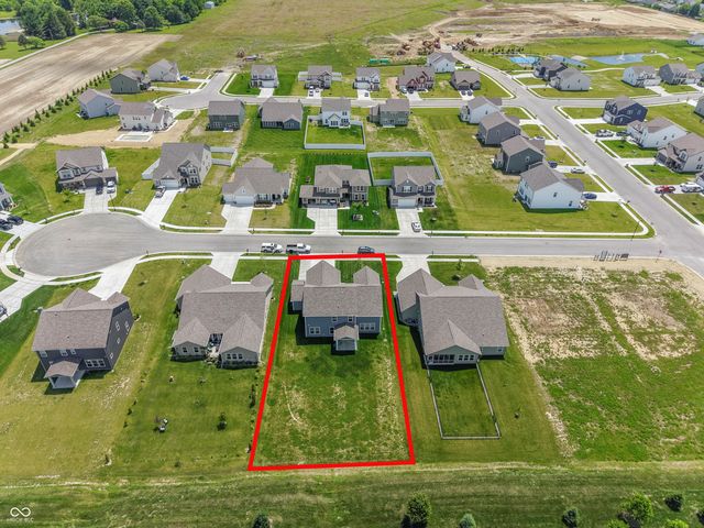 1054 E Valley Oak Court, Mooresville, IN 46158