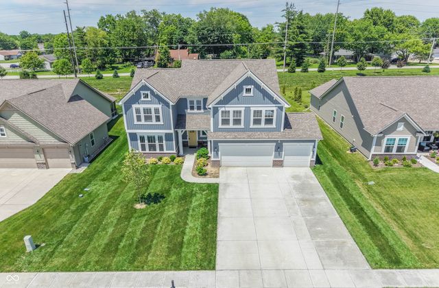 1054 E Valley Oak Court, Mooresville, IN 46158