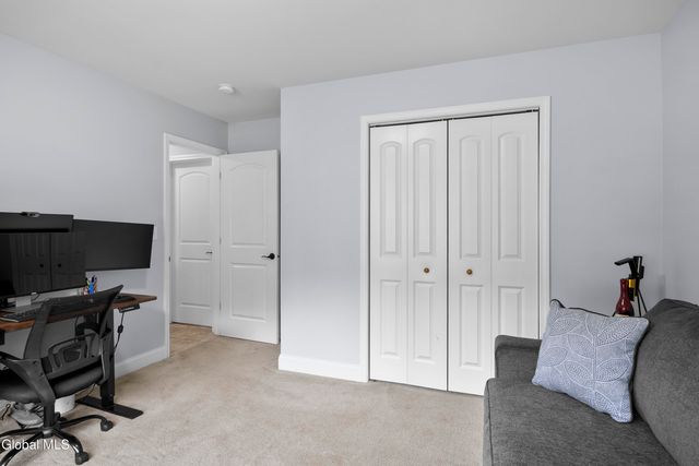 3062 Sunset Lane, Schenectady, NY 12303
