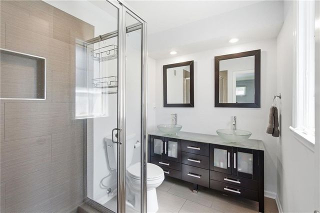 9501 Canterbury Street, Overland Park, KS 66206