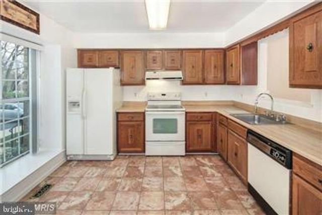 10241 GREEN HOLLY TER, Silver Spring, MD 20902