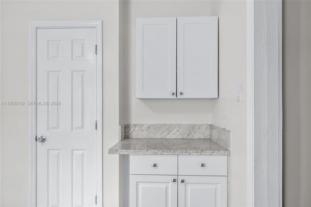 1041 NE 9th Ave A3, Fort Lauderdale, FL 33304