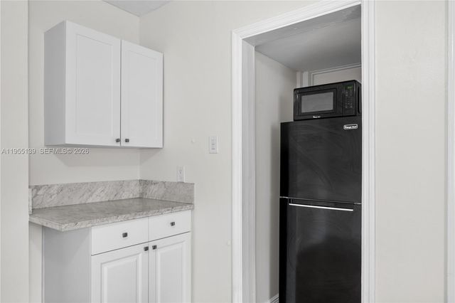 1041 NE 9th Ave A3, Fort Lauderdale, FL 33304