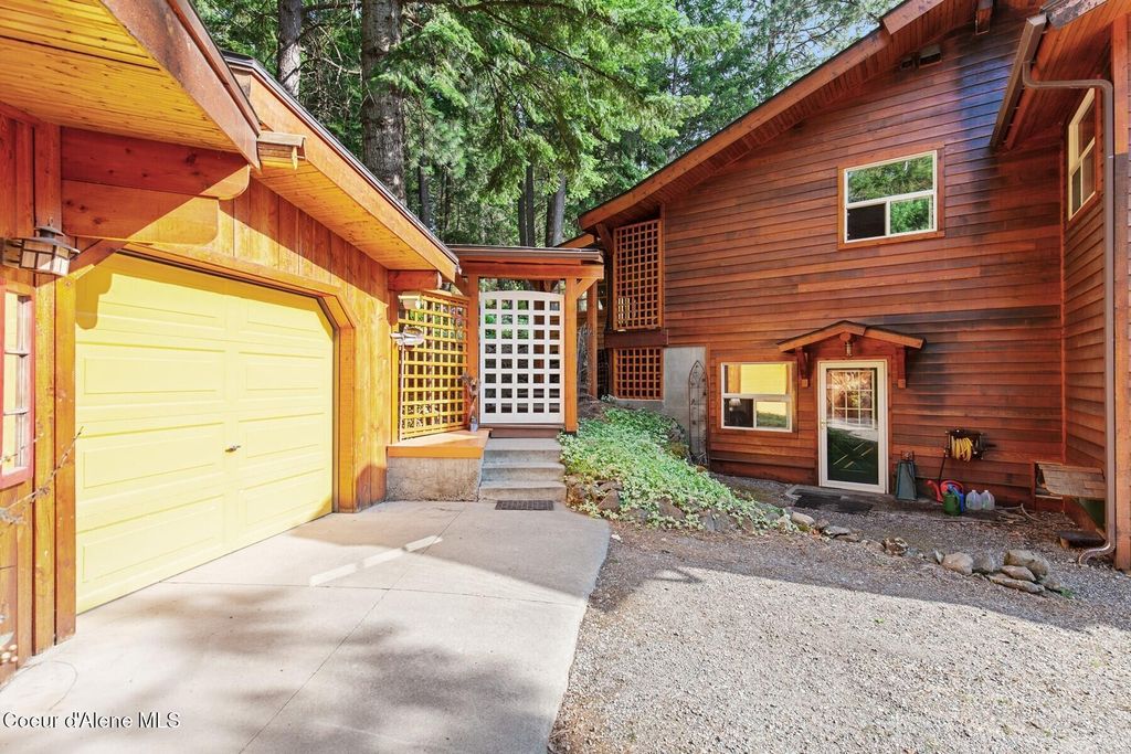 8562 S Gozzer Rd, Harrison, ID 83833 photo 28