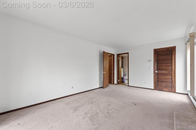 33420 Quaker Valley Road, Farmington Hills, MI 48331