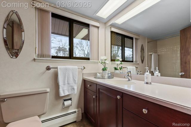 33420 Quaker Valley Road, Farmington Hills, MI 48331