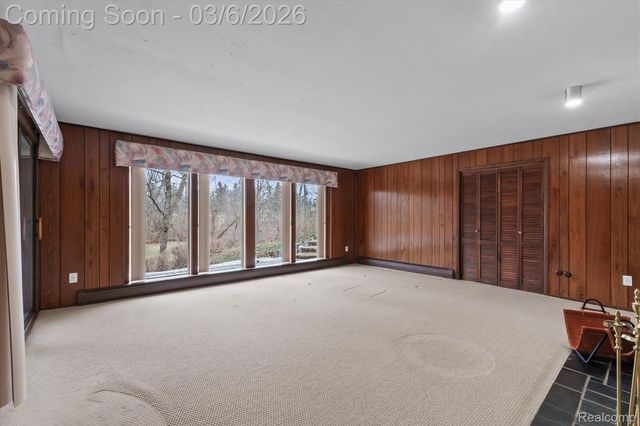 33420 Quaker Valley Road, Farmington Hills, MI 48331