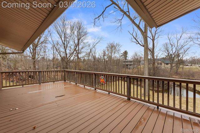 33420 Quaker Valley Road, Farmington Hills, MI 48331