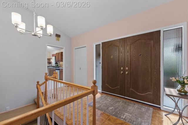 33420 Quaker Valley Road, Farmington Hills, MI 48331