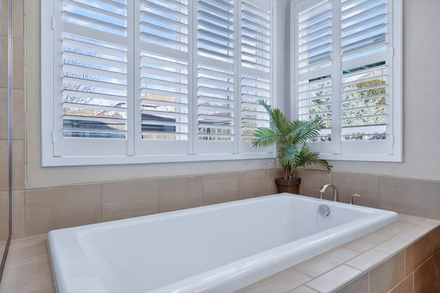 407 Orange Blossom Ct, El Dorado Hills, CA 95762