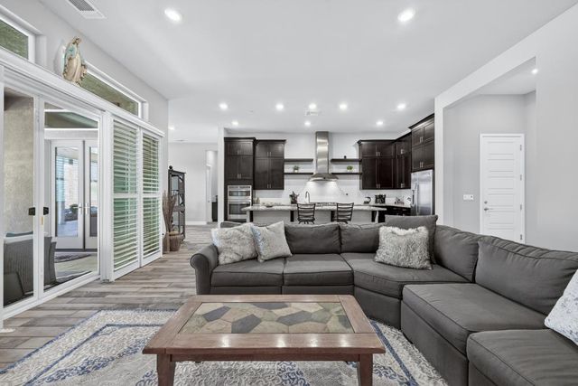 407 Orange Blossom Ct, El Dorado Hills, CA 95762