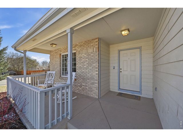 938 Wisteria Dr, Loveland, CO 80538