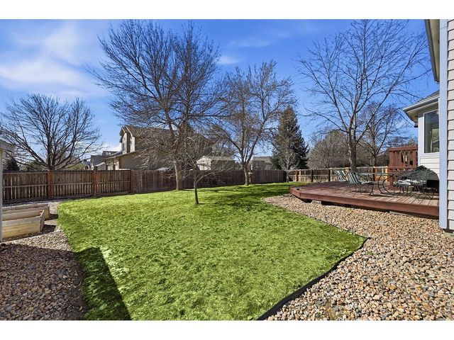 938 Wisteria Dr, Loveland, CO 80538