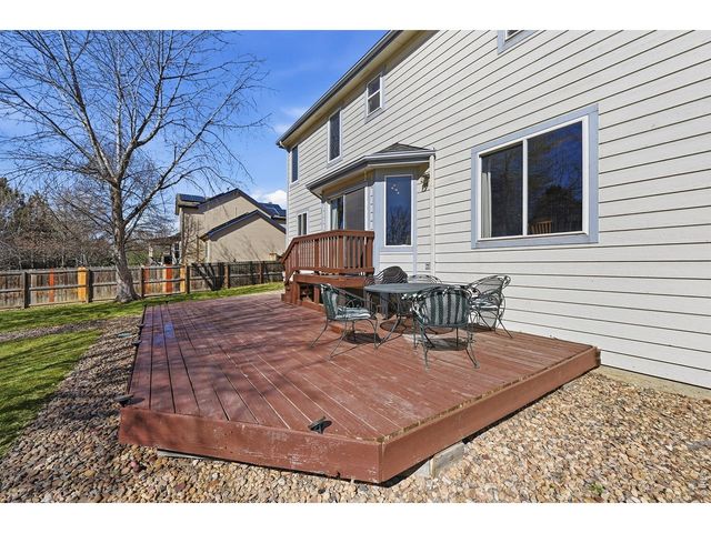 938 Wisteria Dr, Loveland, CO 80538