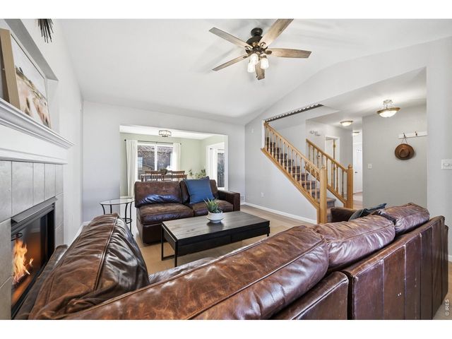 938 Wisteria Dr, Loveland, CO 80538