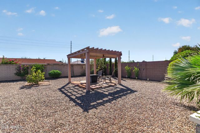 10001 W AUGUSTA Drive, Sun City, AZ 85351