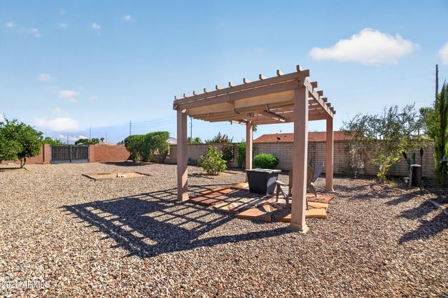 10001 W AUGUSTA Drive, Sun City, AZ 85351