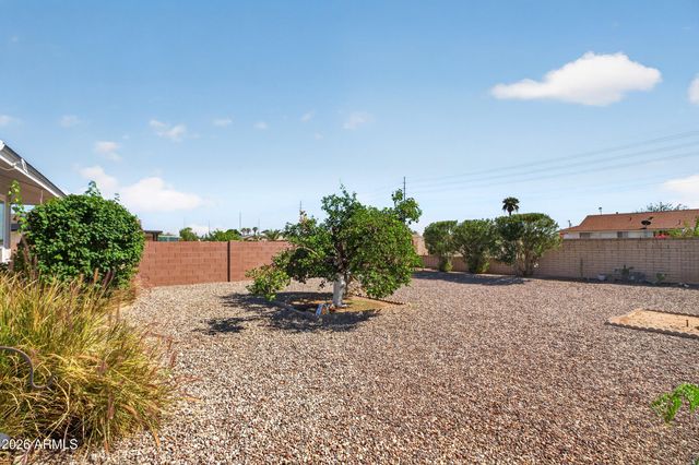 10001 W AUGUSTA Drive, Sun City, AZ 85351