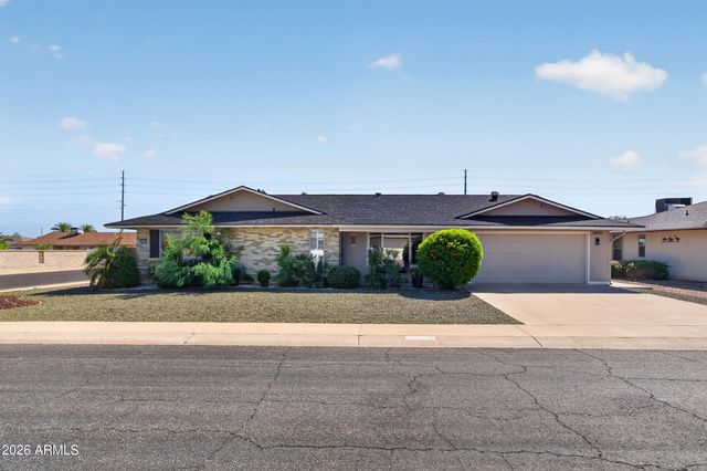 10001 W AUGUSTA Drive, Sun City, AZ 85351