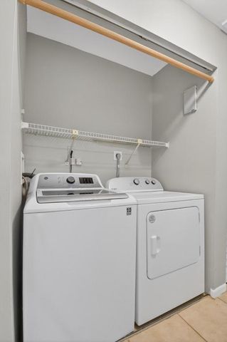 1152 Summit Trail Circle B, West Palm Beach, FL 33415