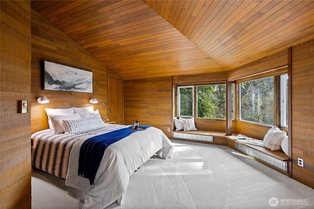 12809 3rd Avenue Ct E, Tacoma, WA 98445