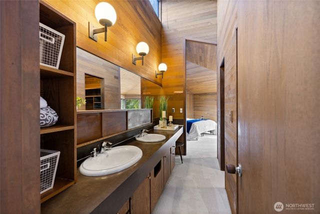 12809 3rd Avenue Ct E, Tacoma, WA 98445