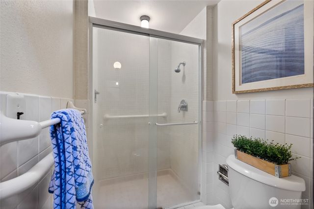 12809 3rd Avenue Ct E, Tacoma, WA 98445