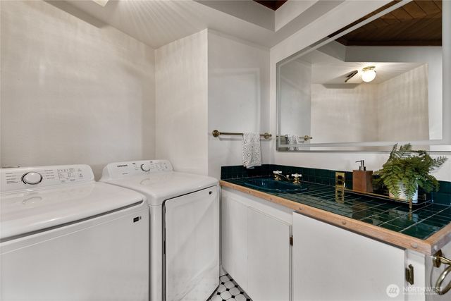 12809 3rd Avenue Ct E, Tacoma, WA 98445