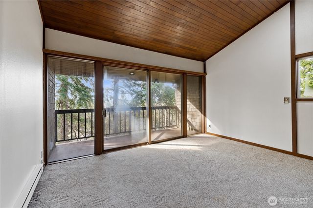 12809 3rd Avenue Ct E, Tacoma, WA 98445