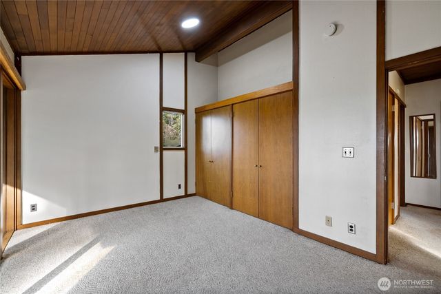 12809 3rd Avenue Ct E, Tacoma, WA 98445