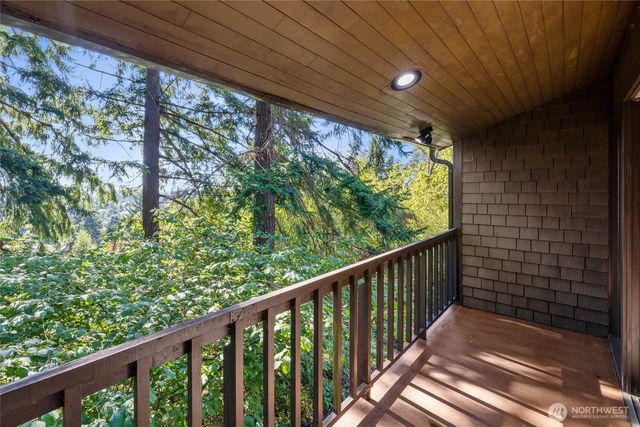 12809 3rd Avenue Ct E, Tacoma, WA 98445