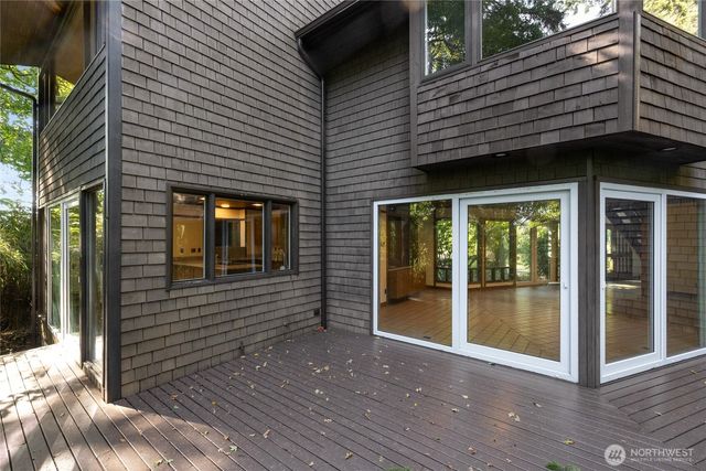 12809 3rd Avenue Ct E, Tacoma, WA 98445