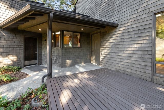 12809 3rd Avenue Ct E, Tacoma, WA 98445