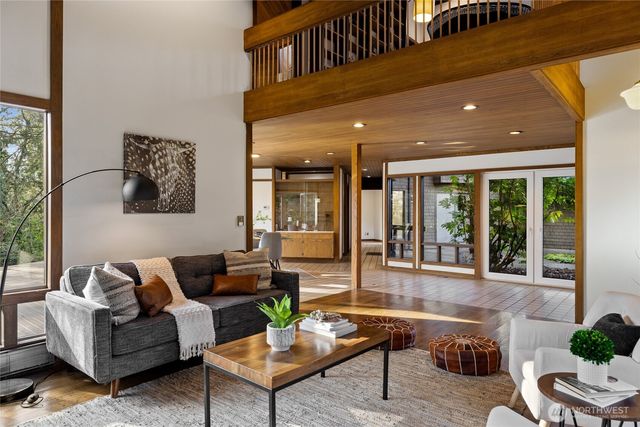 12809 3rd Avenue Ct E, Tacoma, WA 98445