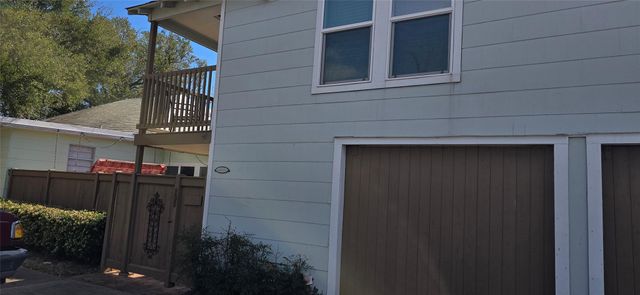 1808 Avenue J, Rosenberg, TX 77471