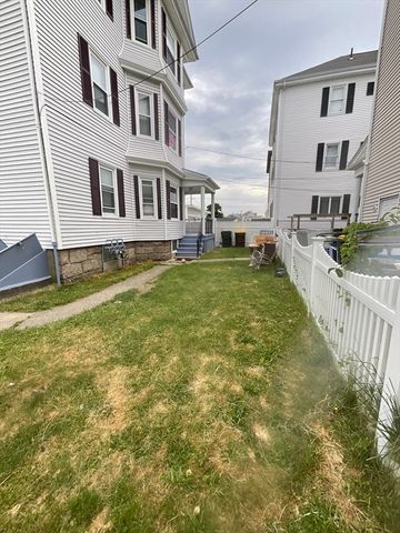 953 Globe St, Fall River, MA 02724