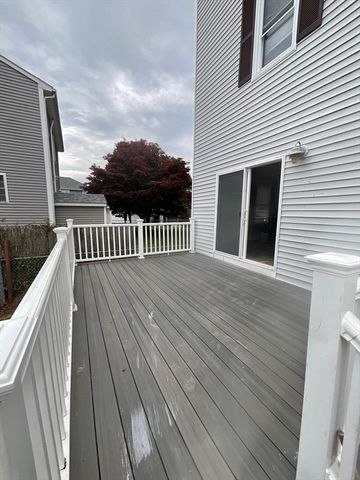 953 Globe St, Fall River, MA 02724