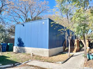 1033 RIVAS ST # 301, San Antonio, TX 78207
