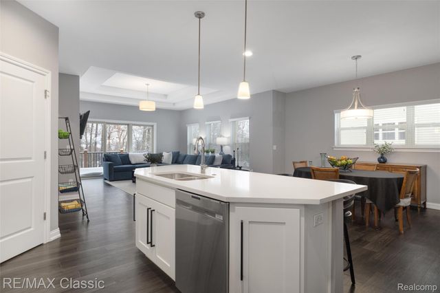 8047 Bridgestone Boulevard, White Lake Charter Township, MI 48386