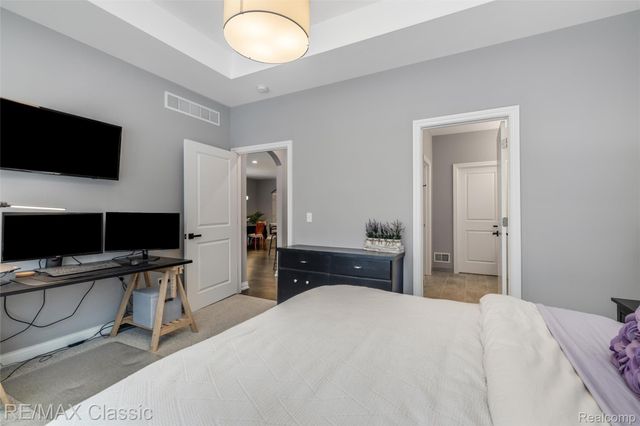 8047 Bridgestone Boulevard, White Lake Charter Township, MI 48386