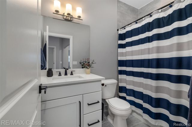 8047 Bridgestone Boulevard, White Lake Charter Township, MI 48386