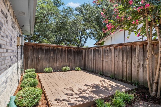 1637 Dell Oak Drive, Garland, TX 75040
